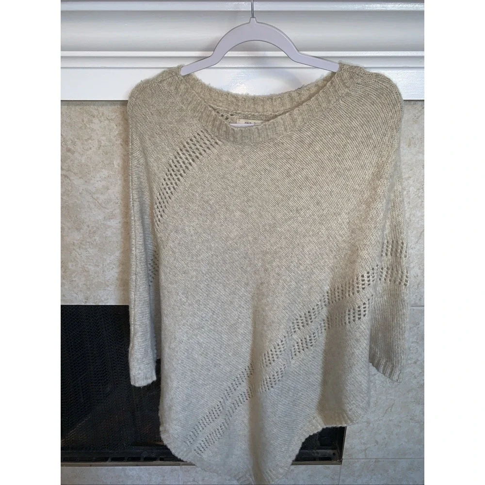 G.H. Bass & CO Beige Wool Blend Pointelle Poncho / Wrap / Shawl, Women's L 0067